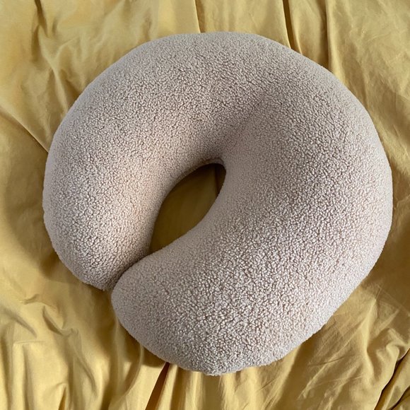 Buffy Bedding Buffy Nook Pillow Sherpa Cream Neck Lounge Poshmark